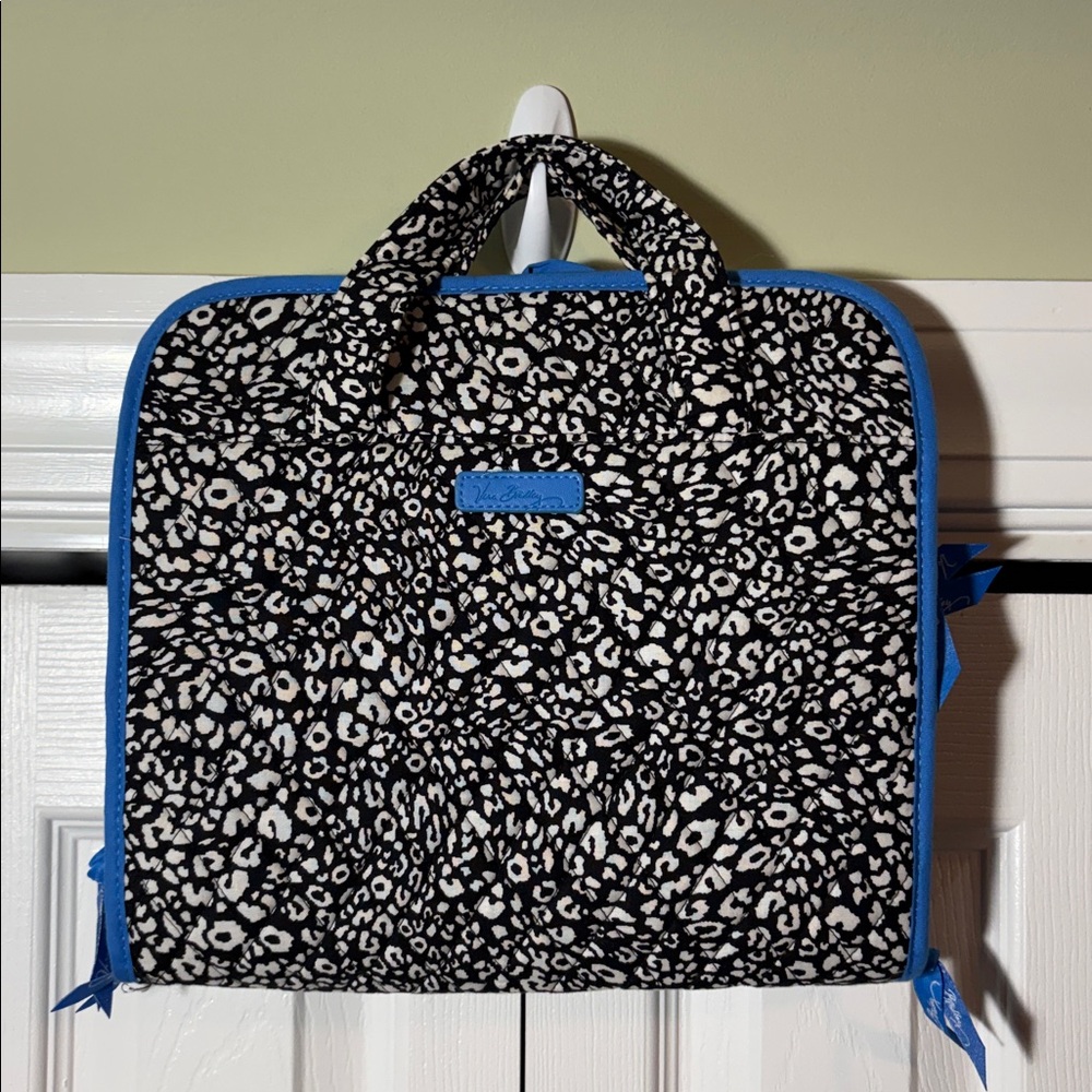 Vera Bradley Camocat Blue Trim Black & White Print Hanging Toiletry Case EUC